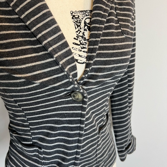 So | Blazer Top - Picture 3 of 5